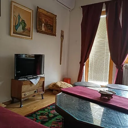 Nera-etwa 1 Apartman *